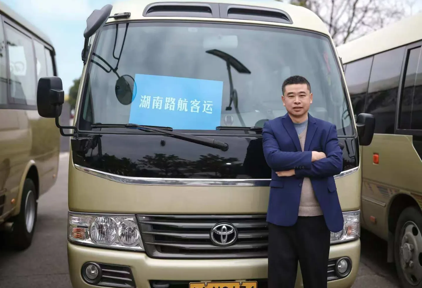 Toyota Coaster (commonly known as Coaster), available in 17-seater, 20-seater and 23-seater versions.