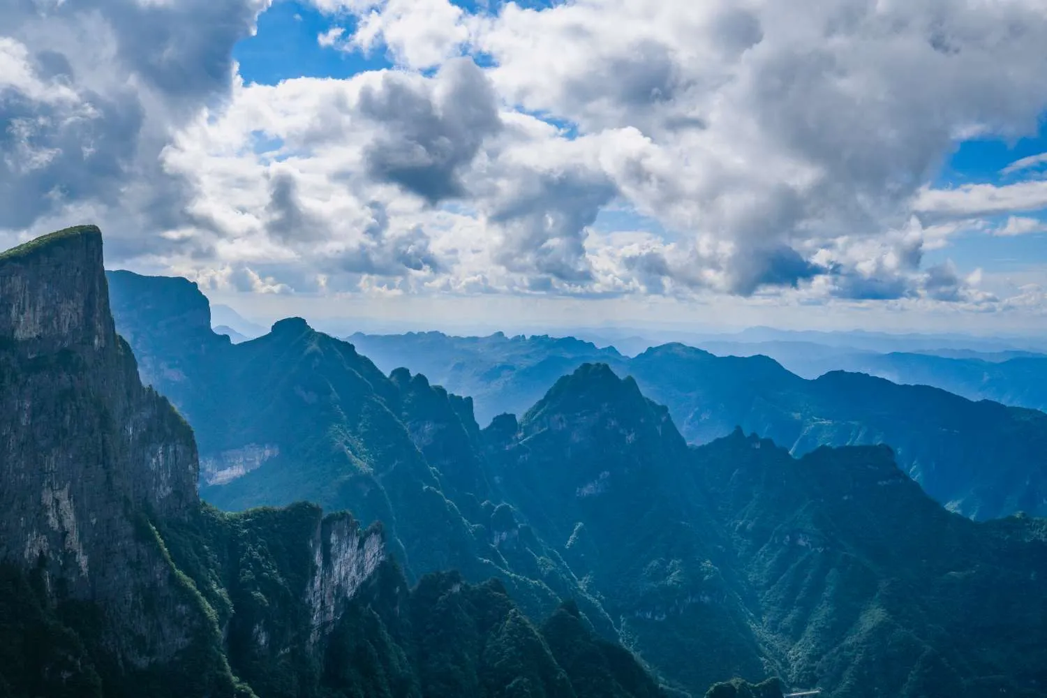 张家界5天豪华休闲度假